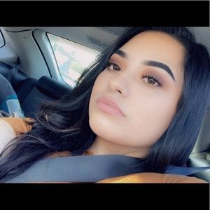 Meet your Posher, Celeste